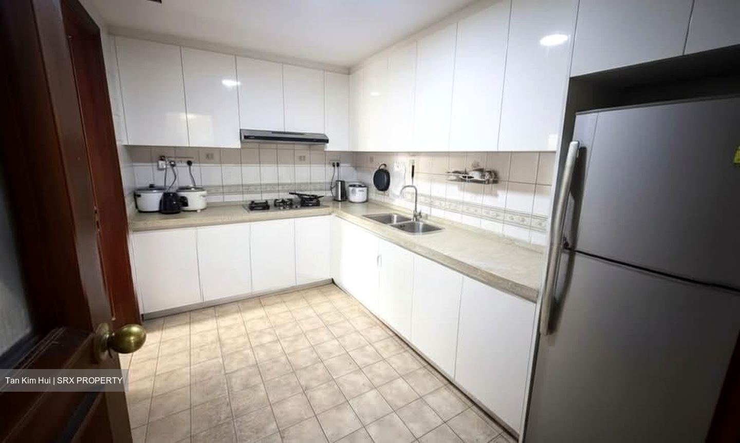 Aston Mansions (D14), Apartment #566161801